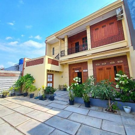 Villa Sabi House Lesmana 2 By Simply Homy Yogyakarta Exterior foto