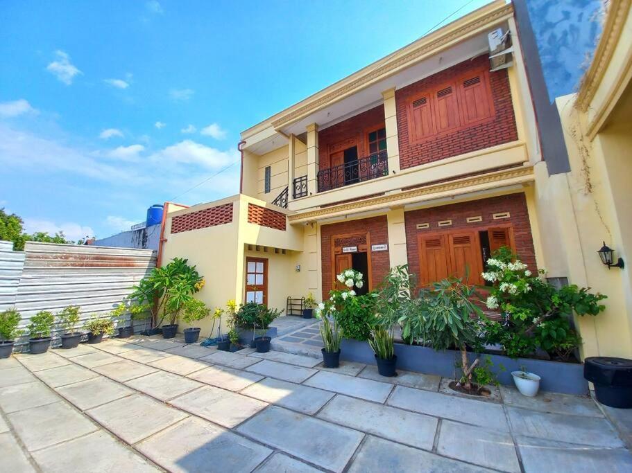 Villa Sabi House Lesmana 2 By Simply Homy Yogyakarta Exterior foto